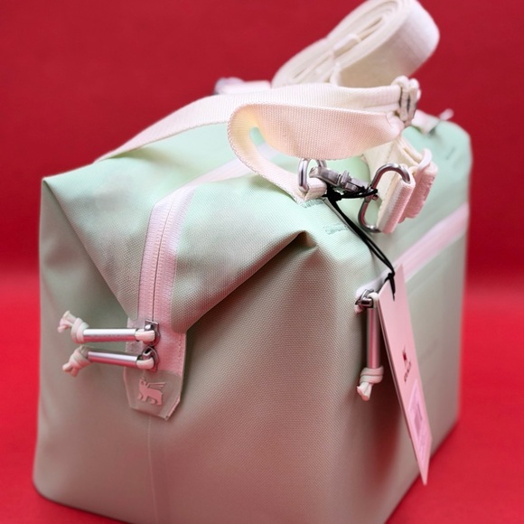 Stanley Julienne Pistachio Green Mini Cooler - Picture 6 of 13
